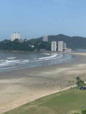 São Vicente Itararé prédio frente mar apto fundo vista parcial